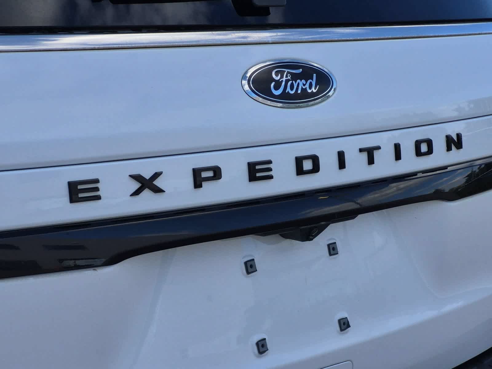 Used 2023 Ford Expedition Max Limited AWD/4WD image 13