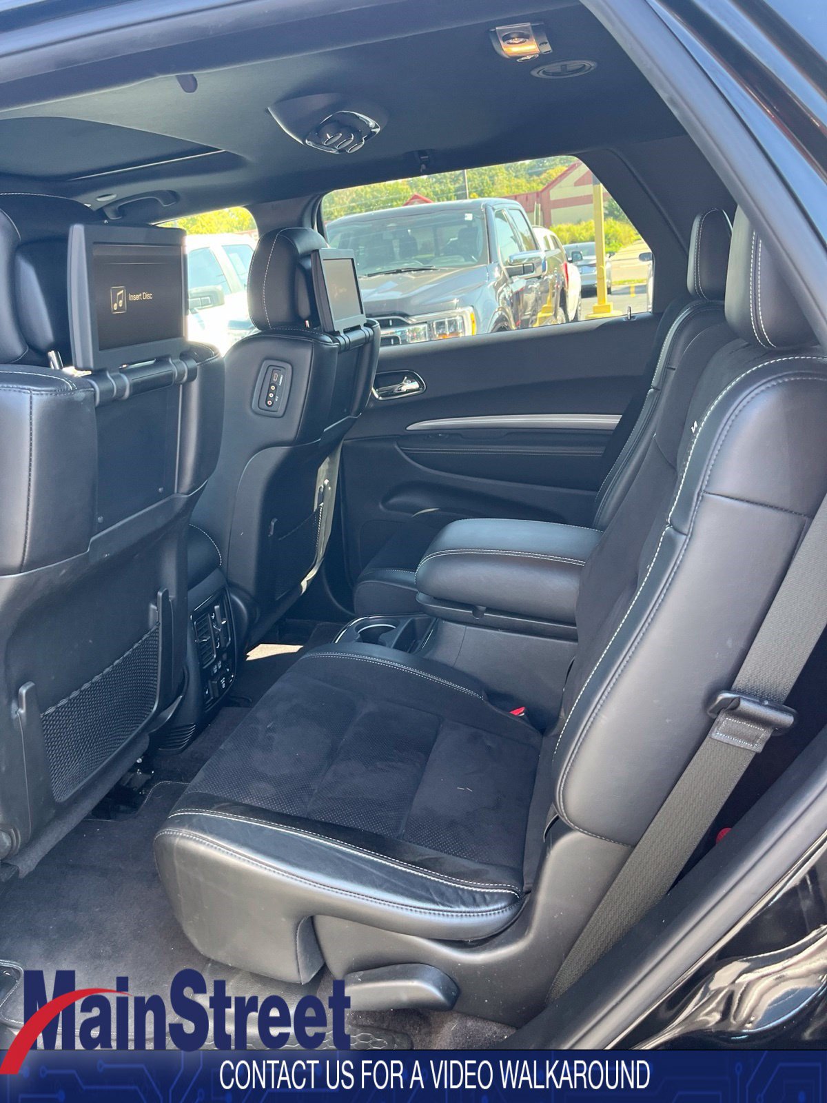 Used 2018 Dodge Durango SRT w/ Technology Group AWD/4WD image 11