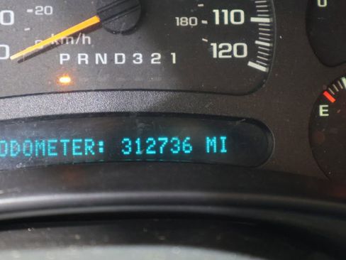 Used 2006 GMC Sierra 1500 SLE w/ Light Duty Power Package AWD/4WD image 30