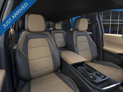 New 2026 Chevrolet Equinox ACTIV w/ Convenience Package III image 16