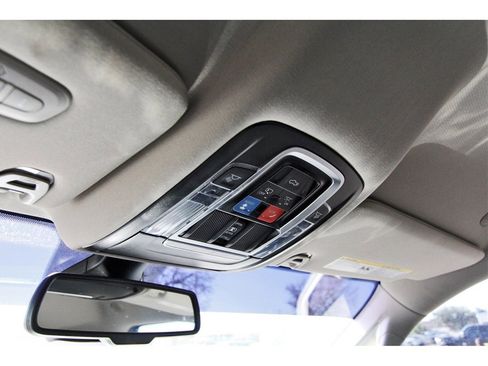 Used 2024 RAM 2500 Laramie w/ Towing Technology Group image 9