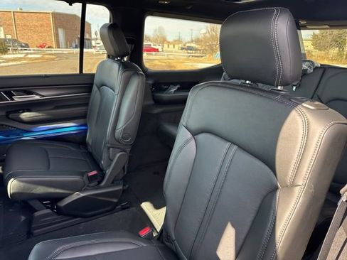 New 2026 Jeep Grand Wagoneer Summit w/ Premium Group III image 13