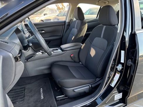 Used 2025 Nissan Sentra SV w/ All-Weather Package image 8
