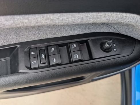 Used 2022 Jeep Compass Latitude FWD image 21
