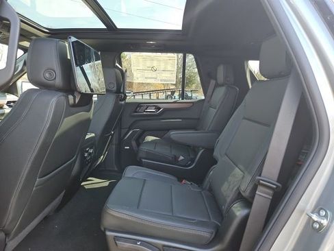New 2026 GMC Yukon Denali image 17