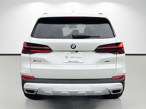 New 2026 BMW X5 xDrive40i w/ Executive Package AWD/4WD image 4