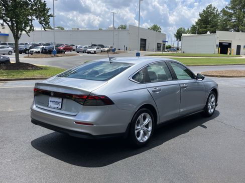 Certified 2024 Honda Accord LX image 10