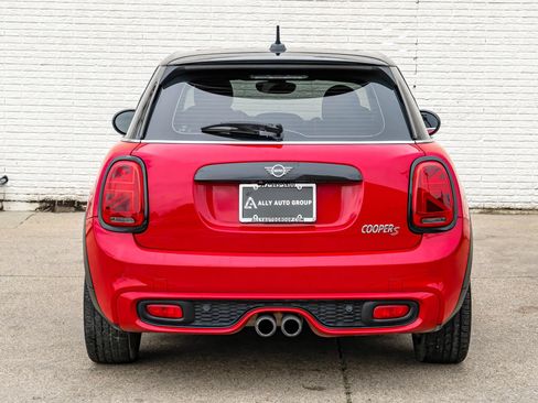 Used 2019 MINI Cooper S w/ Premium Package FWD image 9