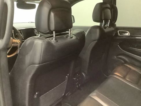 Used 2021 Jeep Grand Cherokee Limited AWD/4WD image 7