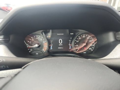 Used 2024 Jeep Compass Latitude image 16