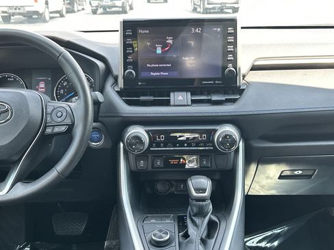 Used 2022 Toyota RAV4 SE w/ Convenience Package AWD/4WD image 30