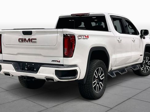 Used 2024 GMC Sierra 1500 AT4 w/ Technology Package image 12