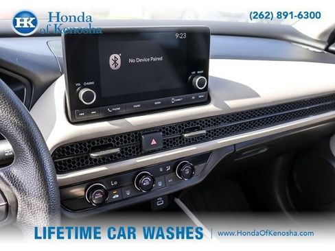 Certified 2025 Honda HR-V LX image 14