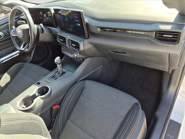 Used 2025 Ford Mustang Coupe RWD image 19