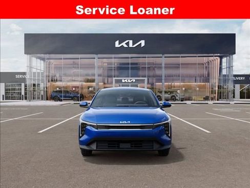 New 2025 Kia K4 LXS image 2