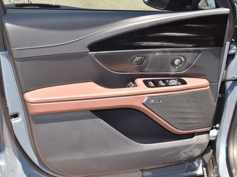 New 2026 Lincoln Nautilus Reserve AWD/4WD image 65