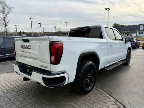 Used 2025 GMC Sierra 1500 Elevation w/ Elevation Premium Package image 10