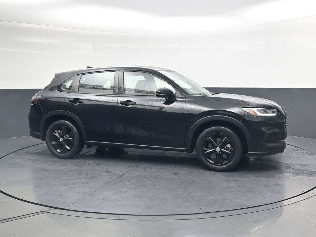Used 2024 Honda HR-V LX image 4
