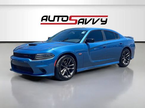 Used 2022 Dodge Charger Scat Pack RWD image 3