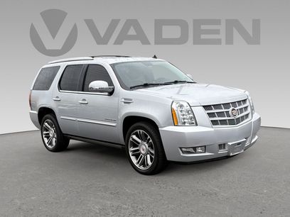 Used 2013 Cadillac Escalade Premium