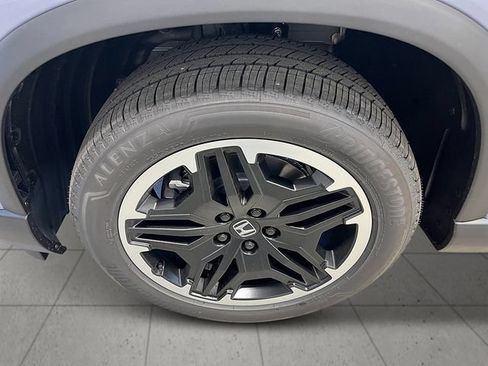 New 2026 Honda Pilot Touring image 11