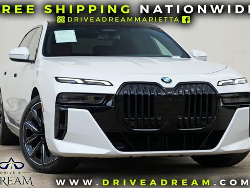 Used 2023 BMW 740i w/ Parking Assistance Package RWD image 2
