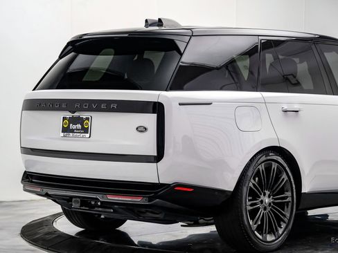 Used 2023 Land Rover Range Rover Autobiography AWD/4WD image 18