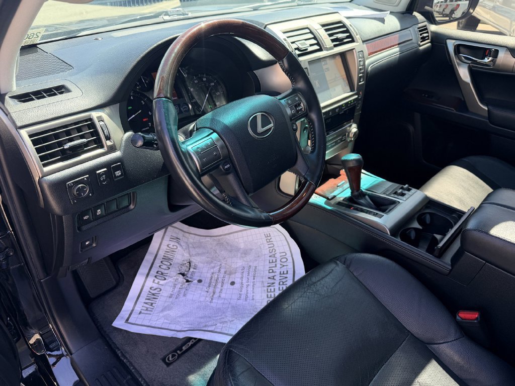 Used 2018 Lexus GX 460 Premium AWD/4WD image 24