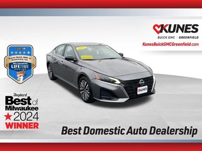 Used 2025 Nissan Altima 2.5 SV