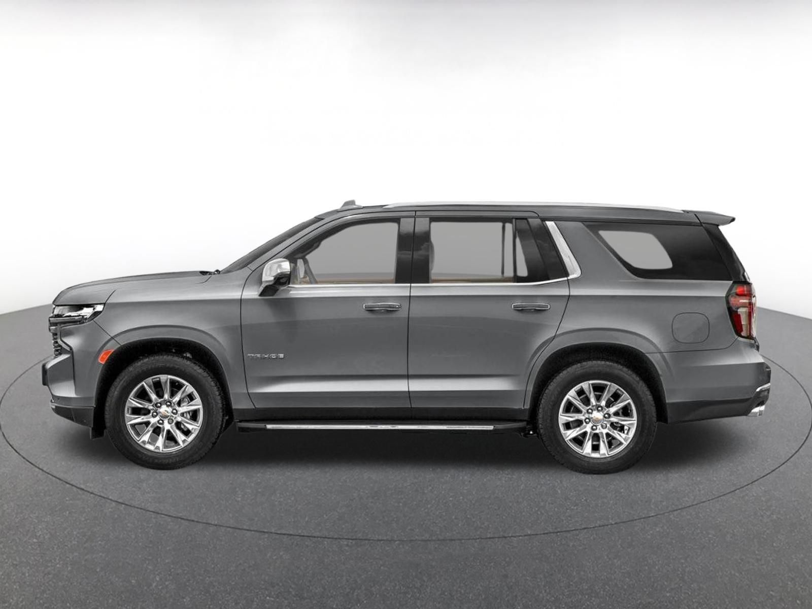 Used 2023 Chevrolet Tahoe Premier RWD image 3