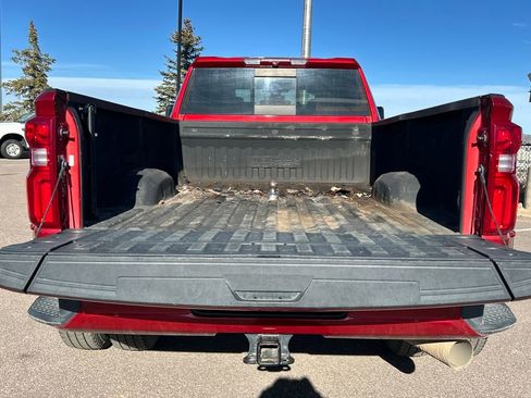 Used 2022 Chevrolet Silverado 3500 High Country w/ Safety Package II image 5