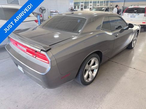 Used 2014 Dodge Challenger R/T w/ Sound Group II RWD image 3