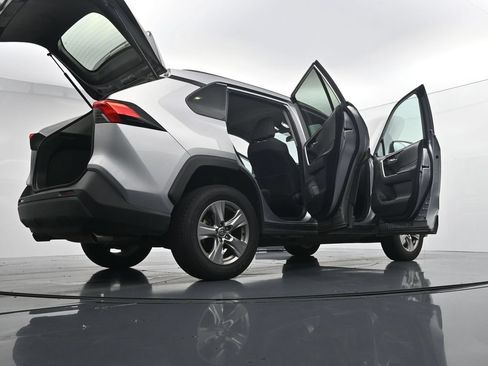 Used 2024 Toyota RAV4 XLE AWD/4WD image 29