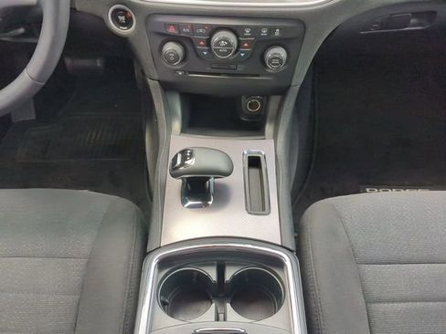 Used 2014 Dodge Charger SXT RWD image 19