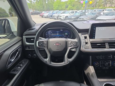 Used 2023 Chevrolet Tahoe Z71 AWD/4WD image 16