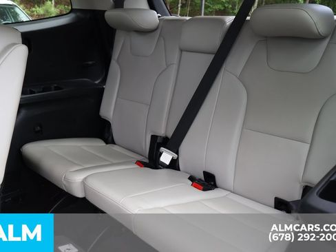 Used 2024 Kia Telluride S w/ S Sunroof Package FWD image 23