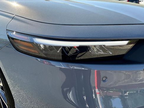 Certified 2025 Honda Accord Touring image 31