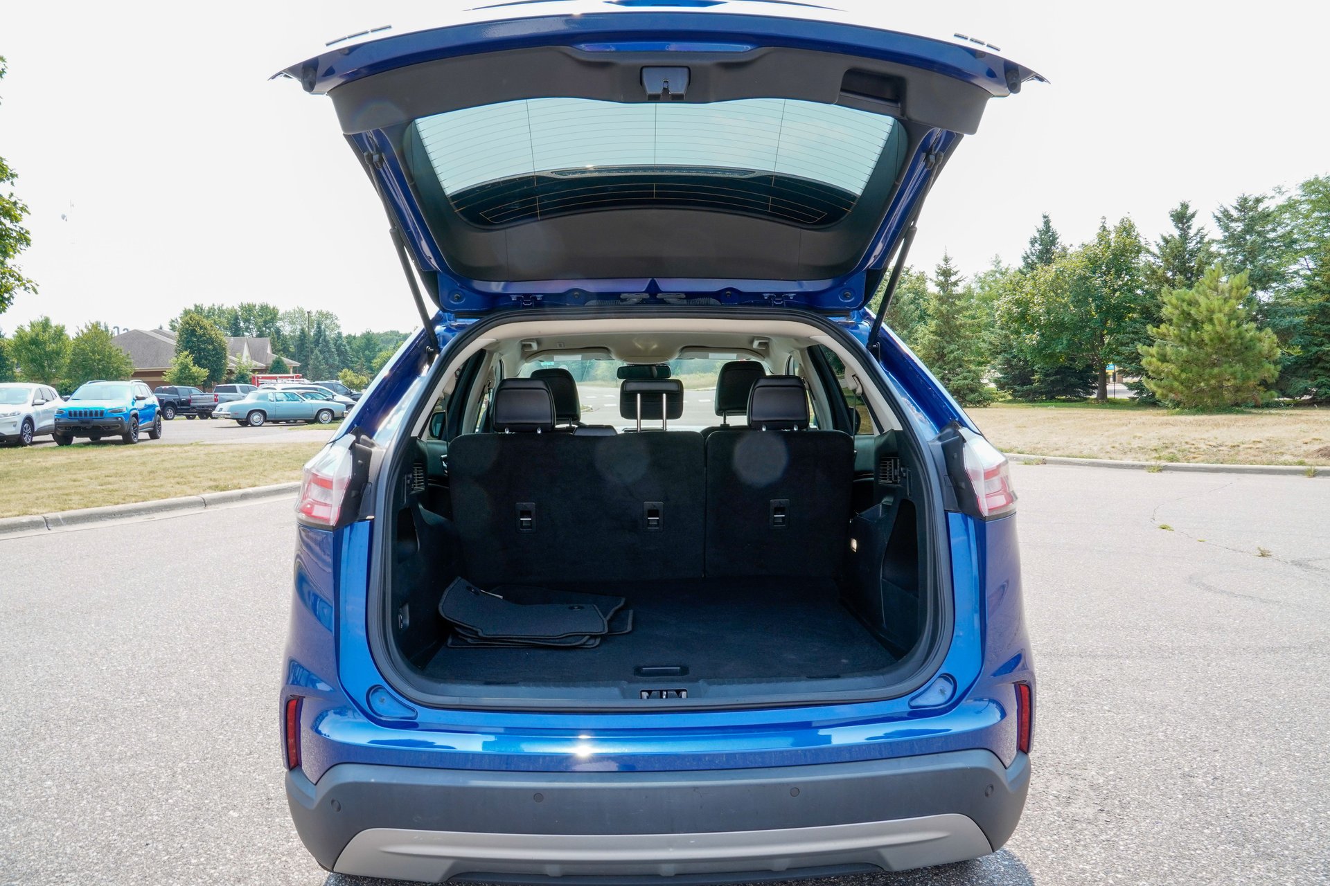 Used 2023 Ford Edge SEL AWD/4WD image 15
