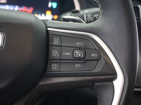 Used 2024 Jeep Grand Cherokee Limited 4xe AWD/4WD image 22
