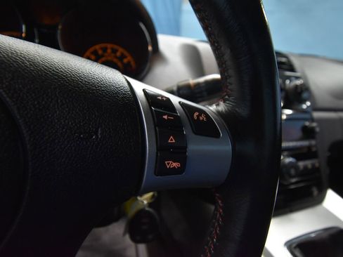 Used 2009 Saturn Sky Ruby Red image 12