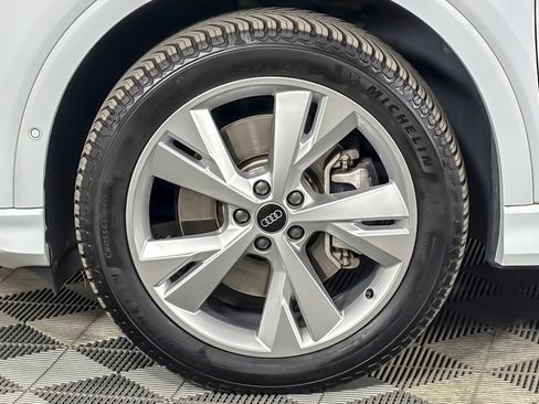 Used 2023 Audi Q4 e-tron Premium Plus AWD/4WD image 26