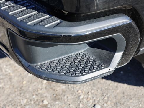 Used 2020 Chevrolet Silverado 1500 Custom Trail Boss w/ Custom Convenience Package image 12