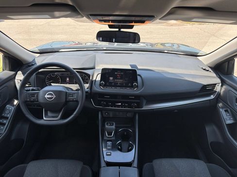 Used 2026 Nissan Rogue SV FWD image 30