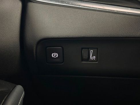 Used 2022 Buick Enclave Essence w/ Experience Buick Package image 53