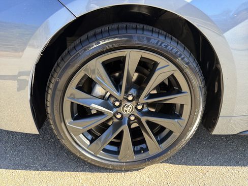 Used 2024 Toyota Corolla SE image 11