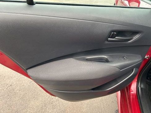 Used 2024 Toyota Corolla LE image 32