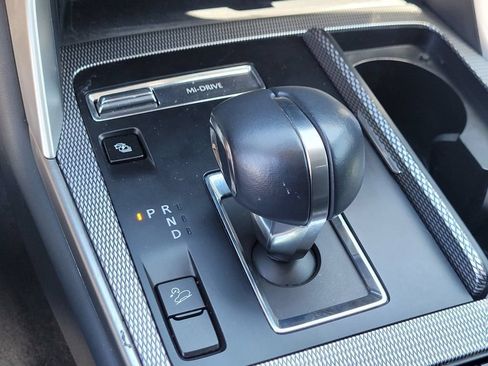 Used 2024 MAZDA CX-90 Plug-In Hybrid w/ Preferred AWD/4WD image 22