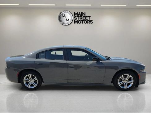 Used 2023 Dodge Charger SXT RWD image 6