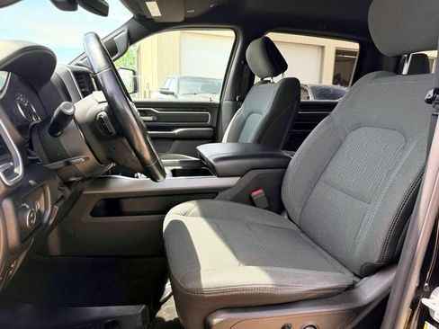 Used 2020 RAM 1500 Big Horn AWD/4WD image 18