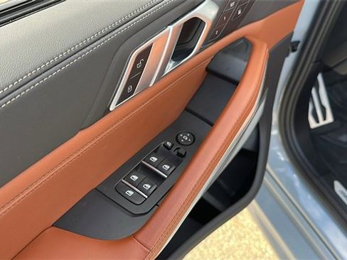 Used 2024 BMW X6 M60i w/ Dynamic Handling Package image 15
